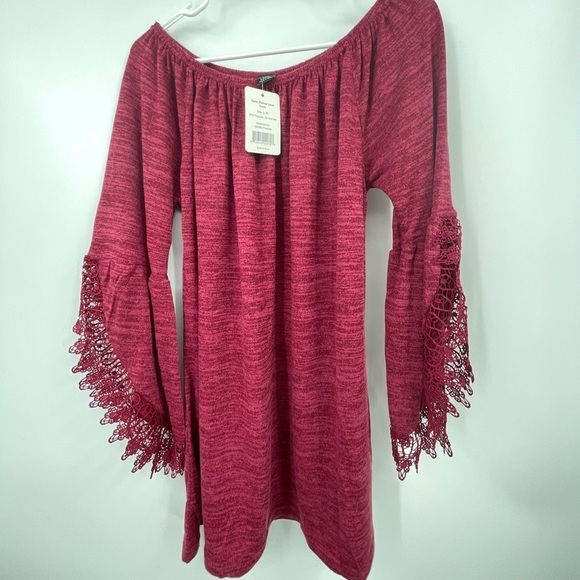 Win Win Boho Tunic L-XL Off On Shoulder Peasant Lace Bell Sleeve Tunic Burgundy - Picture 1 of 4